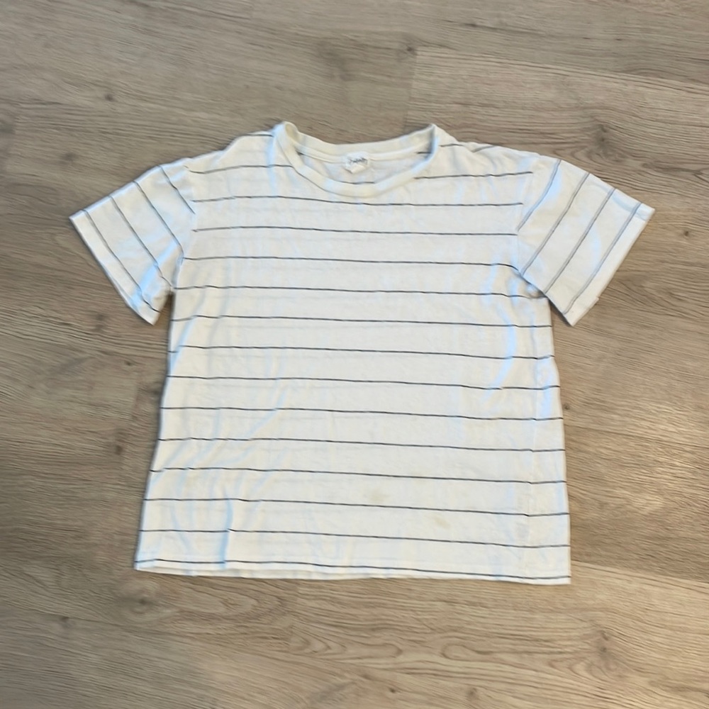 B&W Striped Tee 🫶🏼